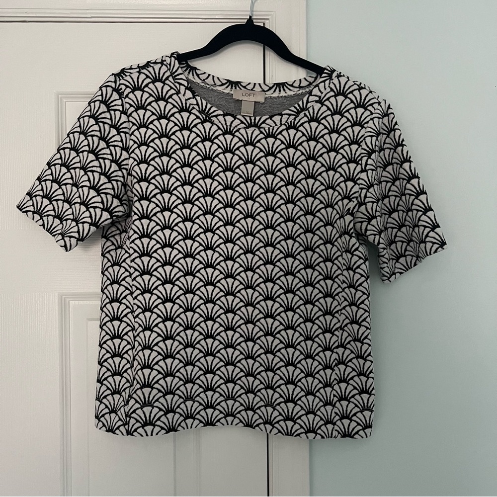 Black & White LOFT Top